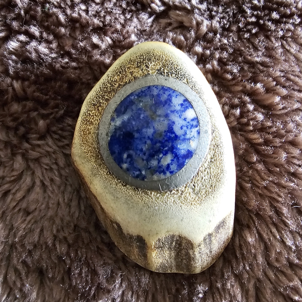 Vintage Native American Deer Antler Sodalite Pendant